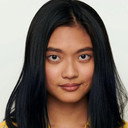 Phoebe Holden als Lydia
