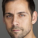 Wade Boyes als Police Officer