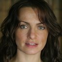 Simone Lahbib als Amanda MacNaughton