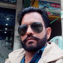 Jasvir Jassi als labor man