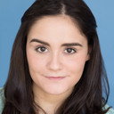 Alison Zatta als Janet