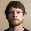 Jack O'Connell als Louis Zamperini