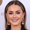 Amber Davies als Self