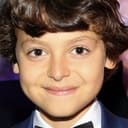 Mauricio Alemañy als Andy Riley