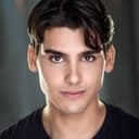 Hunter Romanillos als Thomas