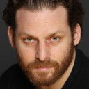 Jonathan Holtzman als Tom the caller