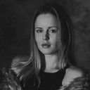 Rebecka Andersson als Swedish Bollywood Dancer