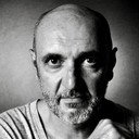 Frédéric Poggi als Homme bar