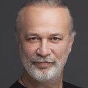 Levent Özdilek als Hıdır