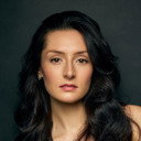 Krysten Wagner als Amanda