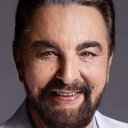 Kabir Bedi als Gar the Draikian