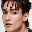 Lee Asre Wattanayakul als Dean