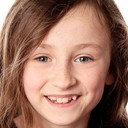 Trixiebell Harrowell als Mary Farriner