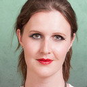 Alexis Forbes als Fantasy Bikini Girl