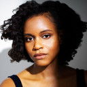 Aimé Donna Kelly als Renee Curry