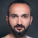 Gökhan Yıkılkan als Muzaffer / Muzo
