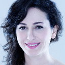 Evrim Doğan als Nurten