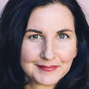 Stephanie Escajeda als Constance Klurb (voice)