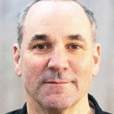 Alex Poch-Goldin als Bob Chandler