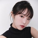최예나 als Herself