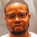 Cortlan Johnson als The Traveller