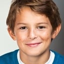 Finley Jacobsen als Conor (Age 8)