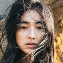 仁村紗和 als [Orphanage staff]