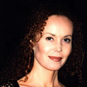 Anne Buckley als Erin, the Goddess