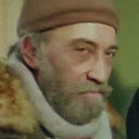 Uluer Süer als Hacı Bey