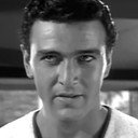 Yale Wexler als Capt. Joe Connors