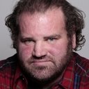 Heath McGough als Willy