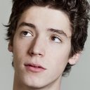 Pico Alexander als Elias Morales