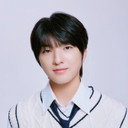 Eiji Ito als Self - Contestant