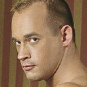Sky Donovan als 