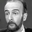 Max Desrau als Legrand, the radio reporter