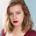 Julia James als Olivia Hope