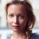 Jenny Ulving als Sofia