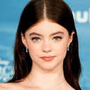 Kenzi Richardson als Vee