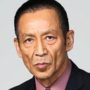 菅田俊 als Boss Benta