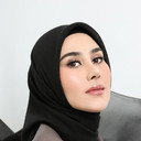 Syahnaz Sadiqah als Istri Sinetron TV
