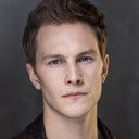 Orion Smith als Young Ed Warren