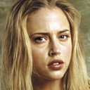Estella Warren als Monika