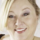 Marnie Madden als Townswoman (uncredited)