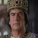 Ronald Leigh-Hunt als Somers - Officer 'King George V'  (uncredited)