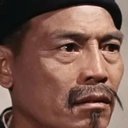 Tsung Yu als Shop Clerk