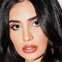 Priya Jain als Cameron LeMonde