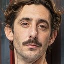 Enric Auquer als Ray