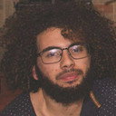 Marcos Gabriel Faria als Narração