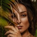 Sarah Villegas als Sarah
