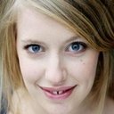 Camille Hugues als Sarah